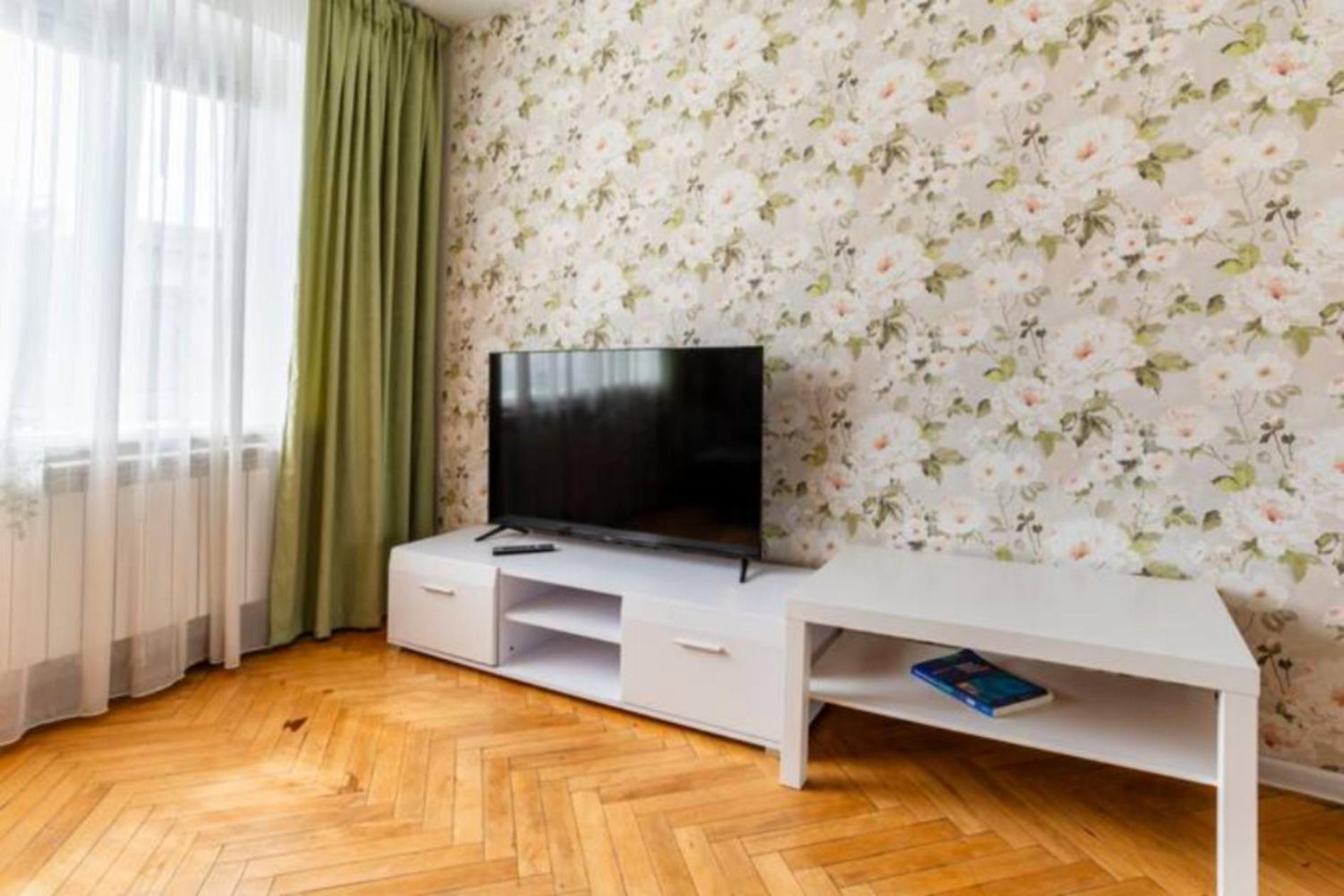 Затишна 2К Квартира З Усім Необхідним Для Життя Поряд З Метро Дарниця Kiev Bagian luar foto